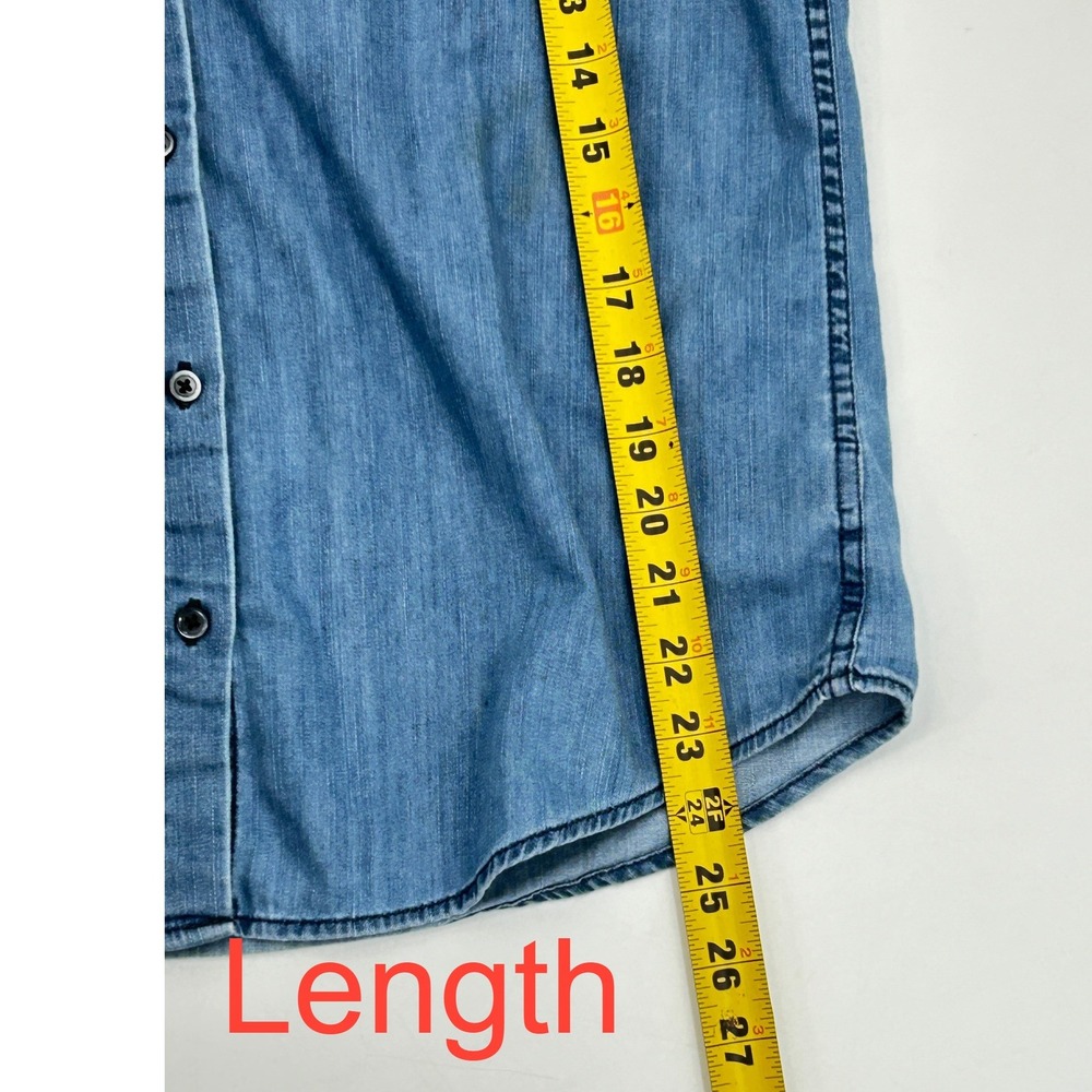 Express Womens Light Wash Denim Button Down Shirt Small Dual Pockets Cotton - Picture 5 of 8